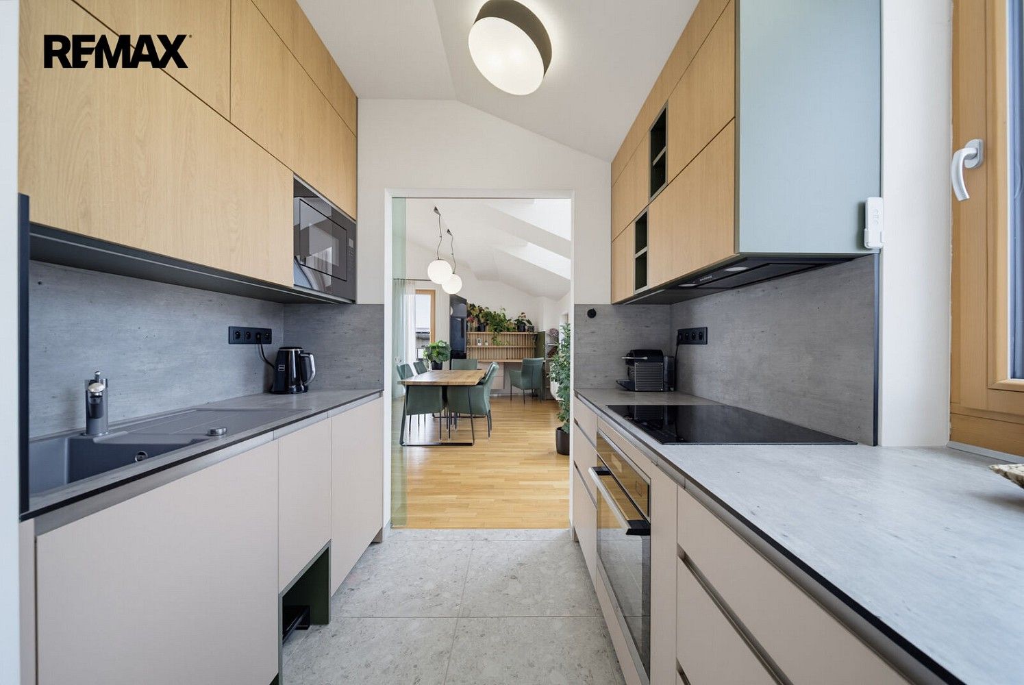 Byt 4+kk · 138 m² · Praha - Dolní Měcholupy, okres Praha 15, Hlavní město Praha - 3