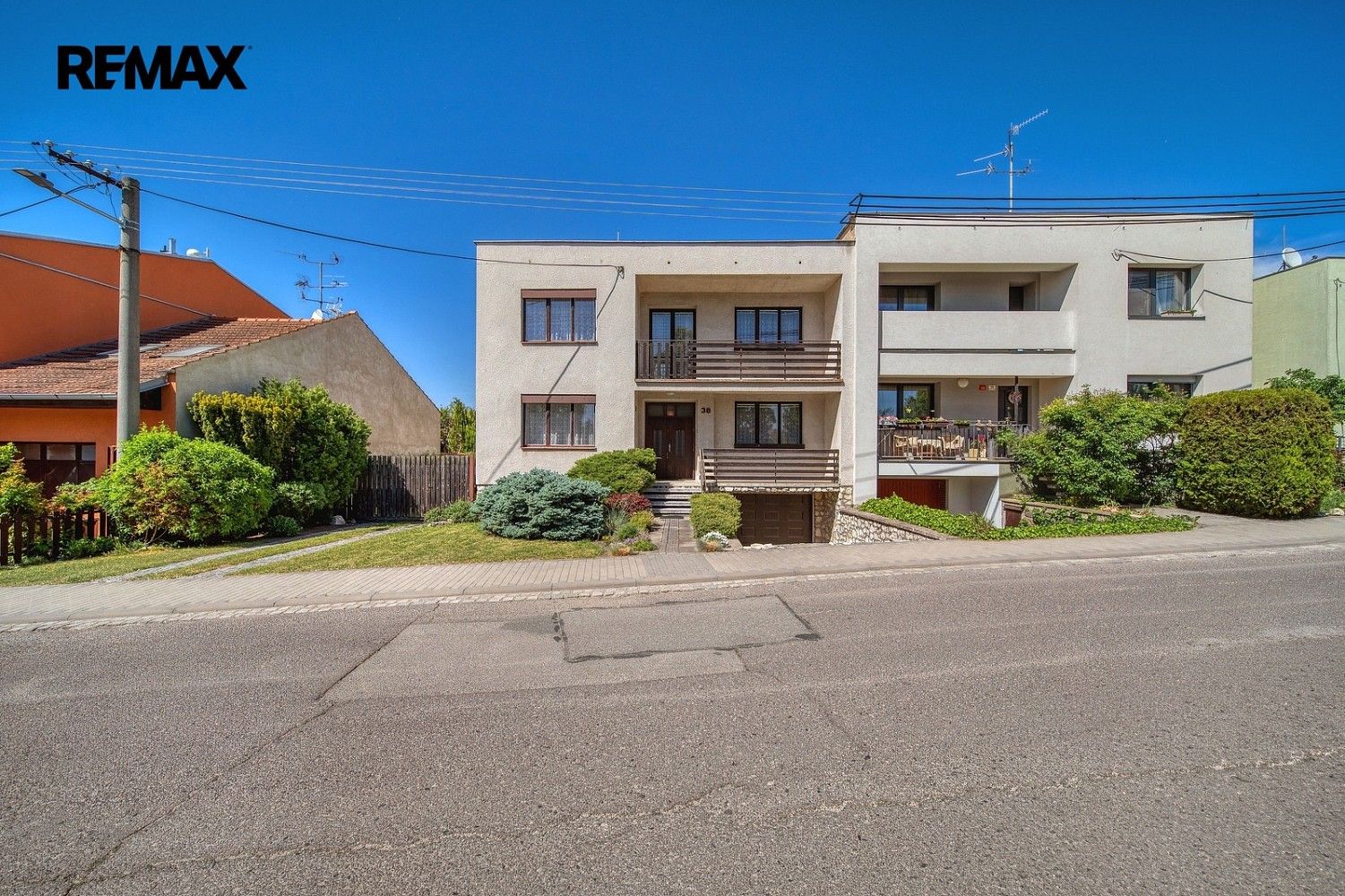 Rodinné domy, Mikulov, okres Břeclav, Jihomoravský kraj, 166 m² - 2