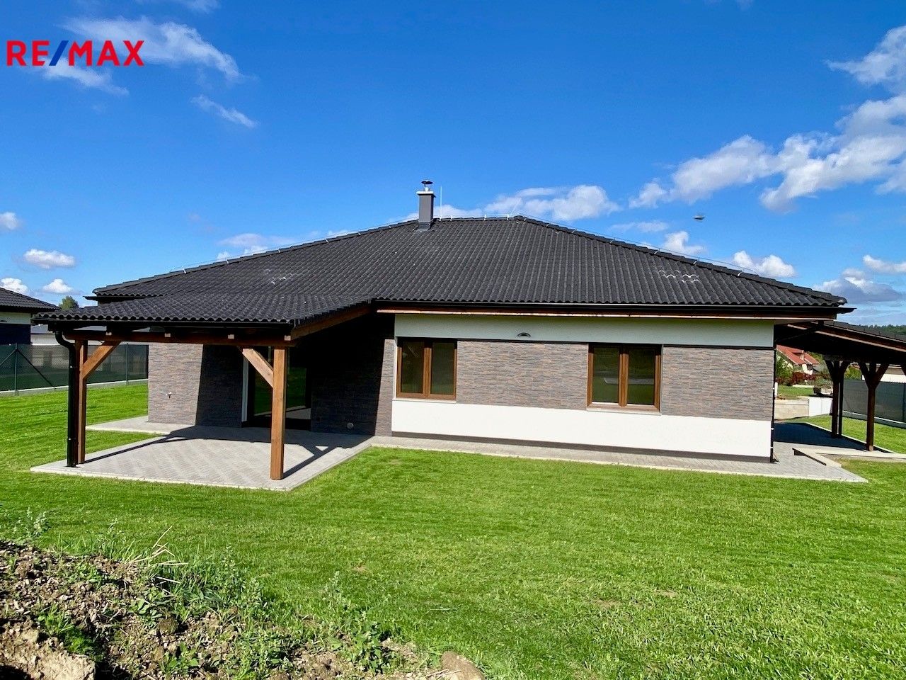 Rodinné domy, Heřmánková, Mukařov, 127 m²