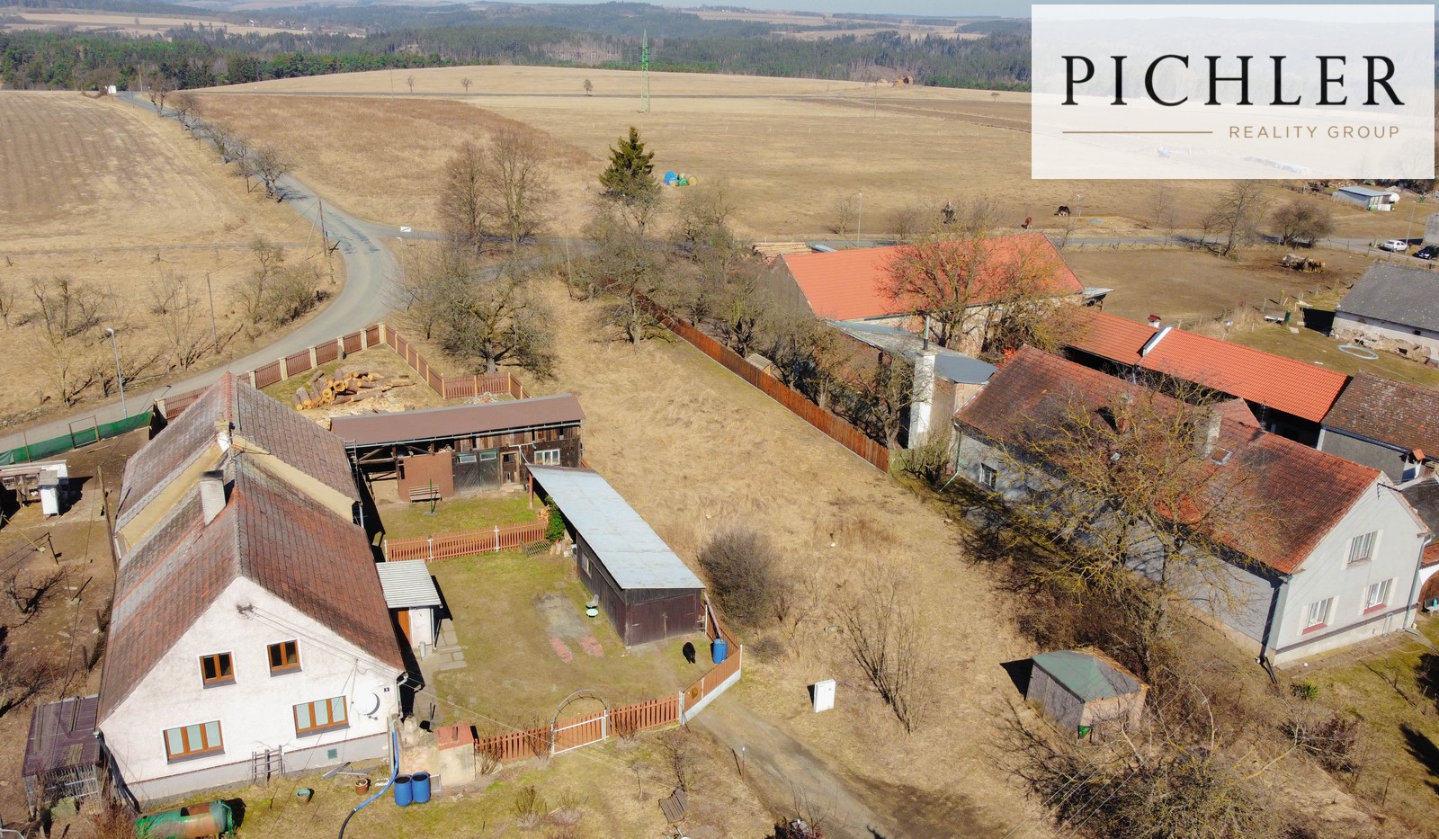 Pozemek pro bydlení · 983 m² · Planá - 3