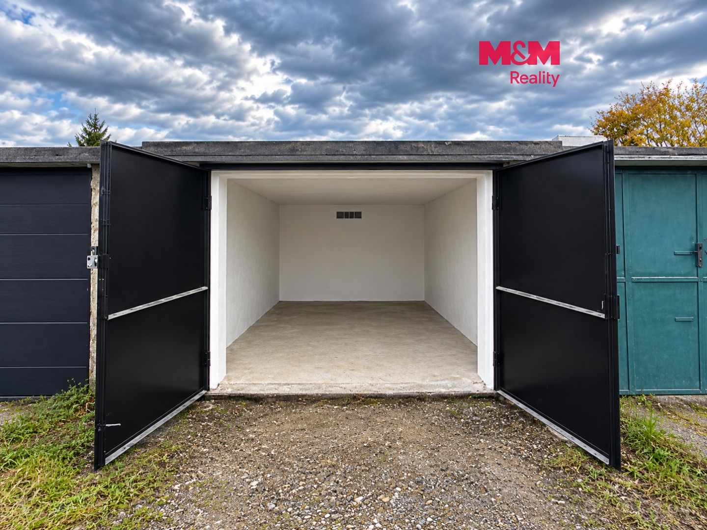 Garáže, Svítkov, Pardubice, 17 m²