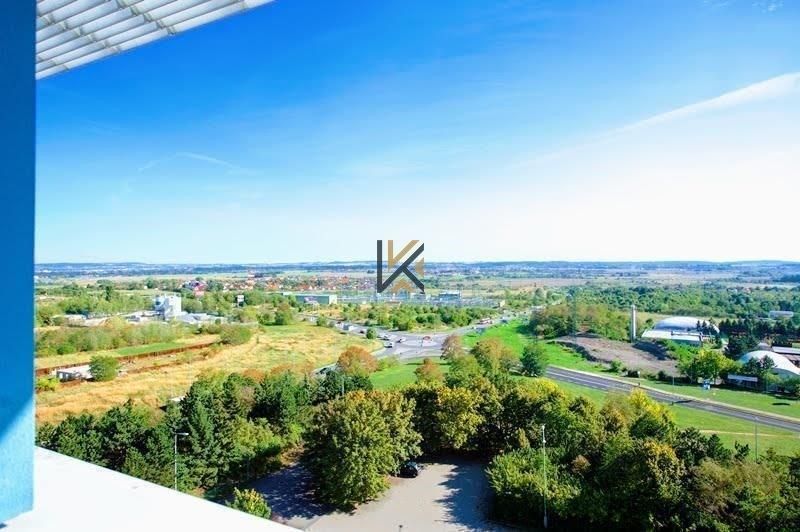 Pronájem kancelář - Roztylská, Praha, 20 m²