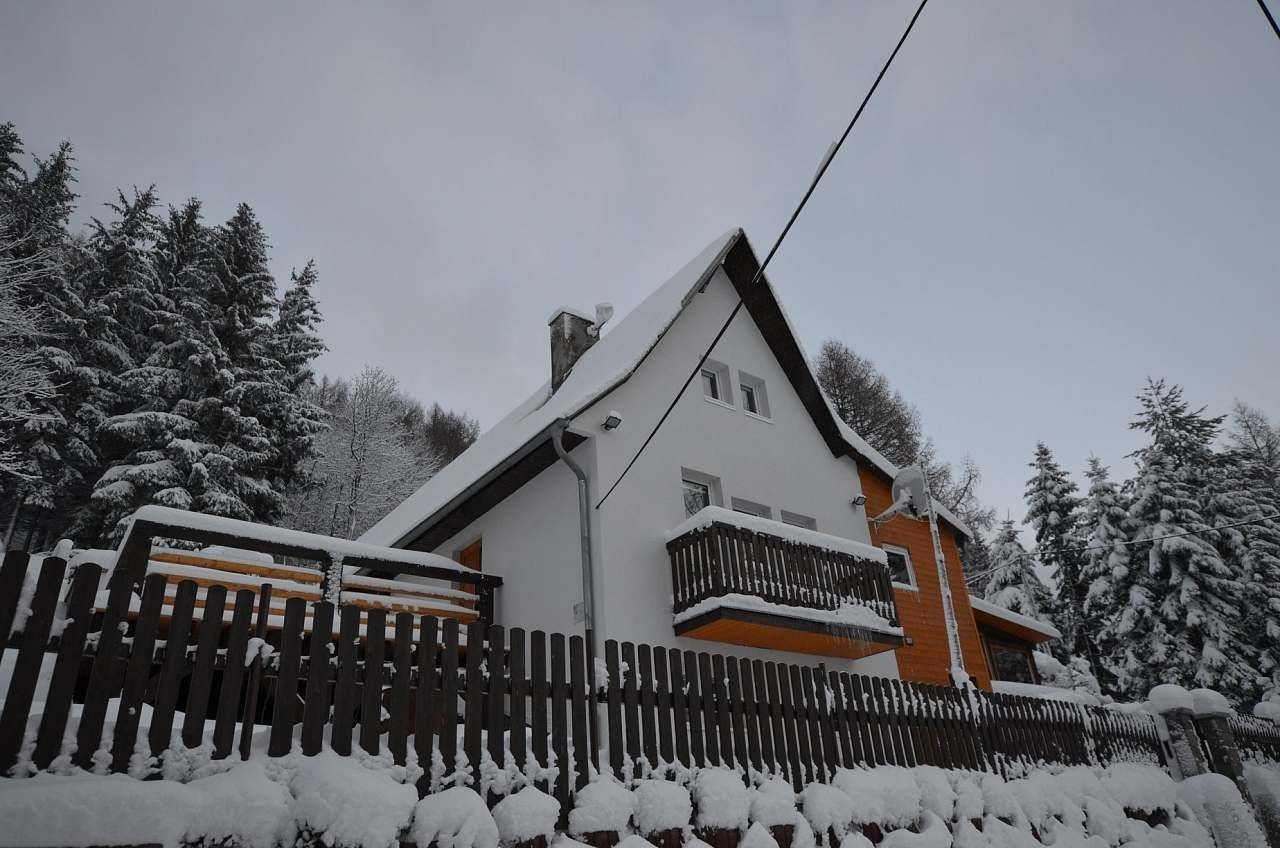 Chaty, Mikulov v Krušných horách, Ústecký kraj