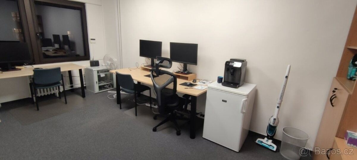 Pronájem kancelář - Praha, 160 00
