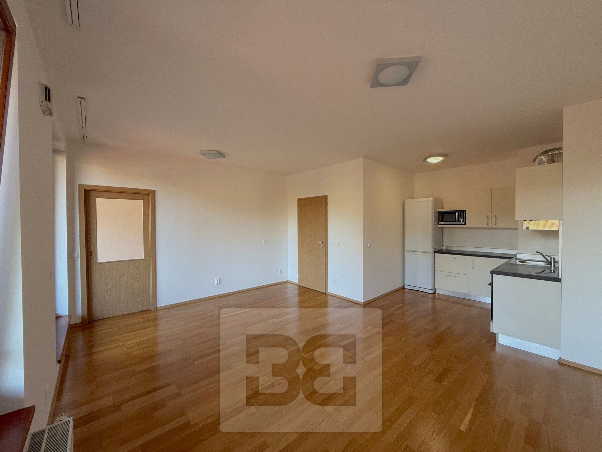 2+kk, Varhulíkové 1580, Praha Holešovice, 63 m² - 1