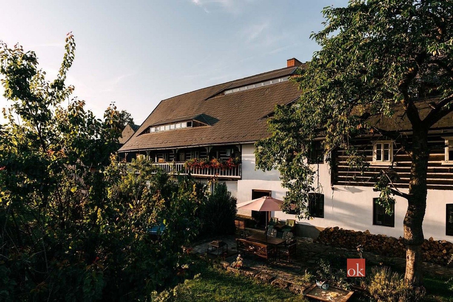 Rodinné domy, Liběšice - Dolní Nezly, okres Litoměřice, Ústecký kraj, 302 m² - 2