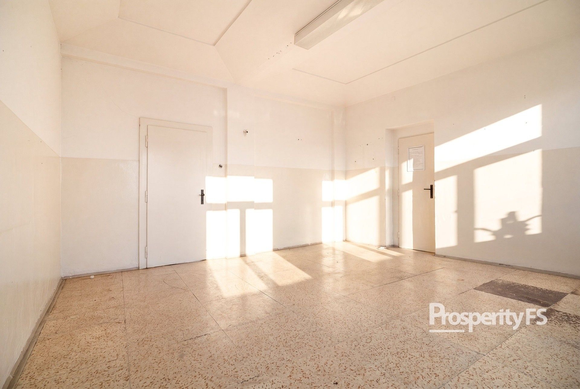 Prodej rodinný dům - Vrbenského 94, Hostomice, 200 m² - 5