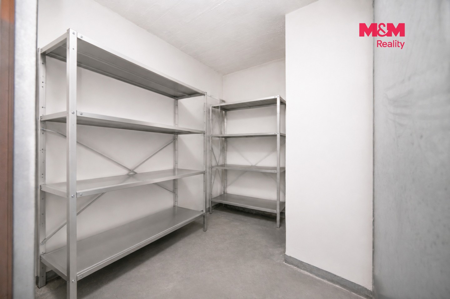 Obchodní prostory · 54 m² · Biskupcova, Praha - 3