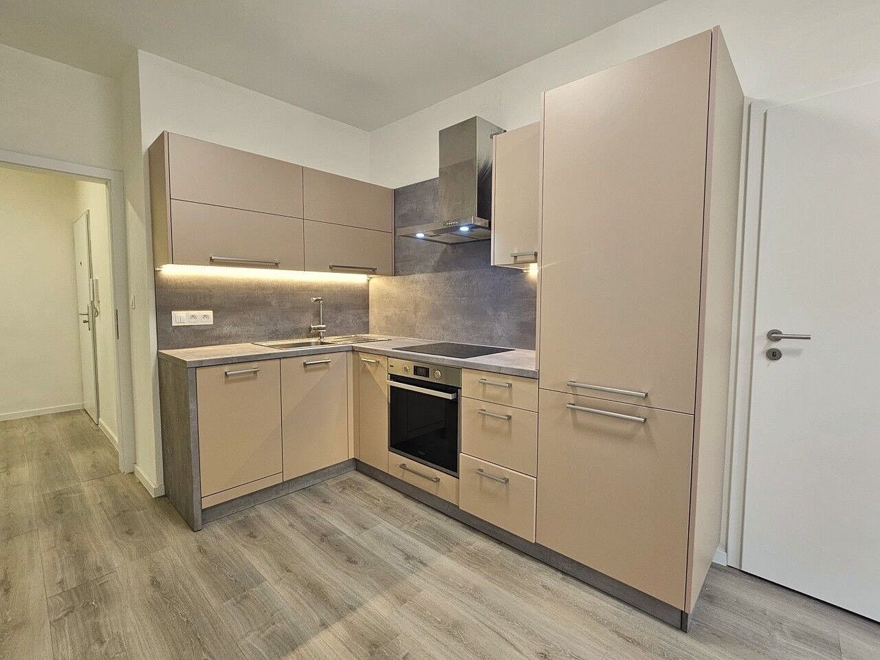Byt 2+1 · 75 m² · Podolská, Praha 4 - Podolí - 4