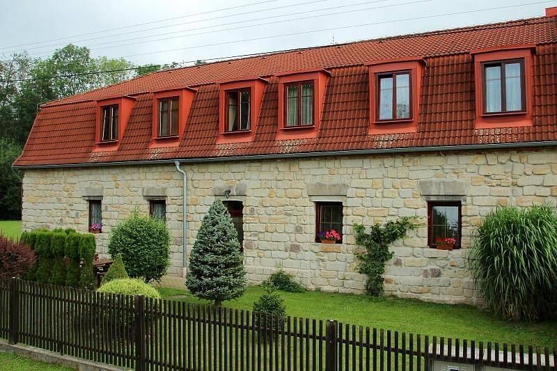 Chaty, Hrubá Skála, Liberecký kraj - 1