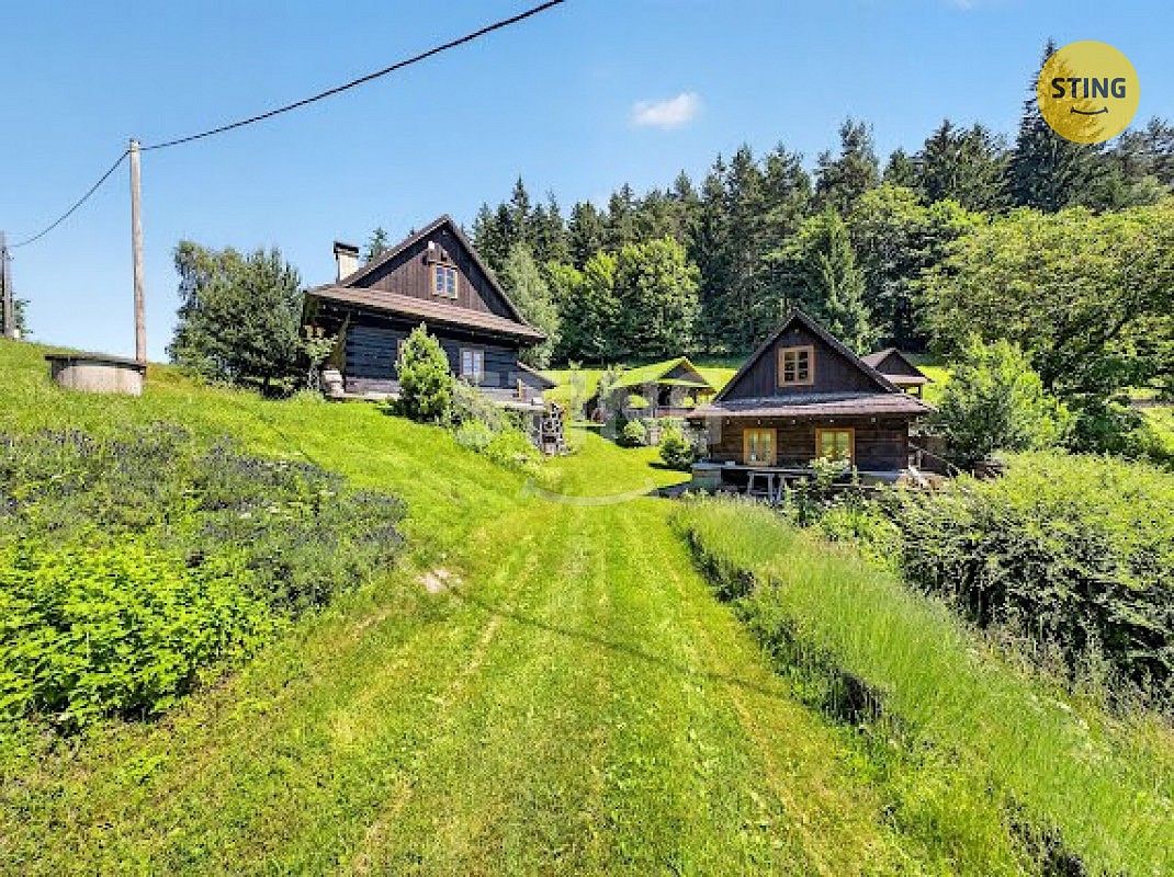 Prodej rodinný dům - Hutisko-Solanec - Solanec pod Soláněm, okres Vsetín, 2 989 m² - 5