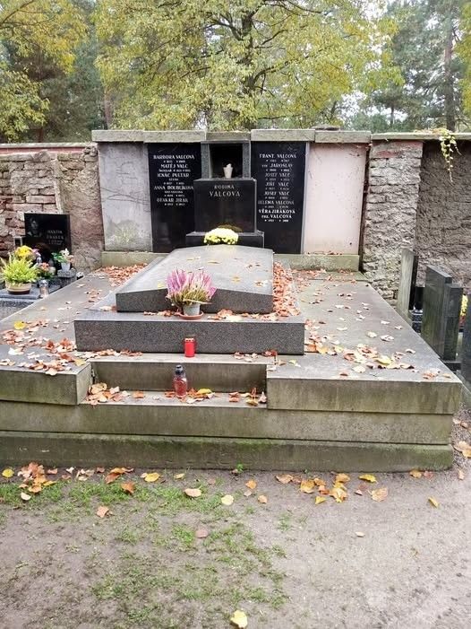 Ostatní, Uhlířské Janovice, 285 04