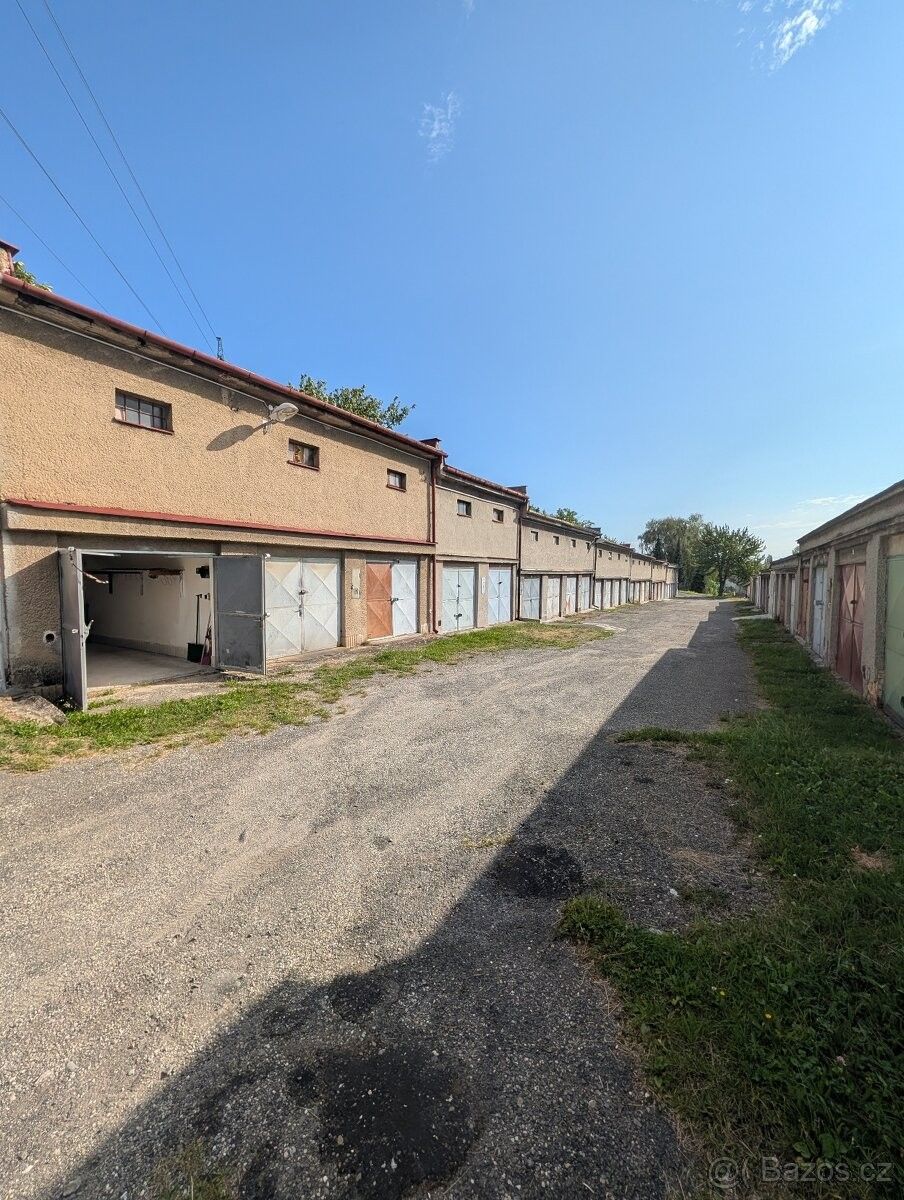 Garáž · Ostrava, 721 00 - 4