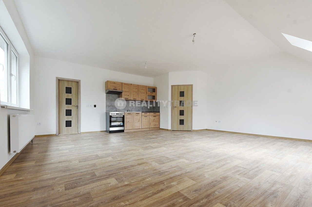 Pronájem byt 3+kk - Milejovice, 109 m² - 5