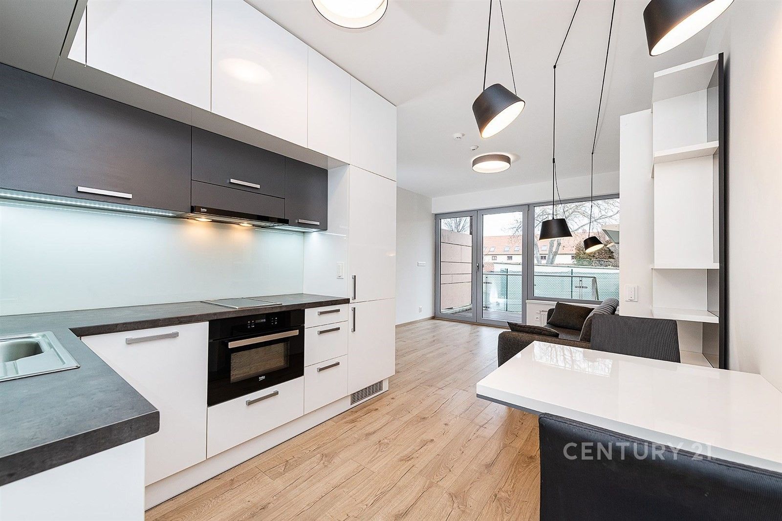 1+kk, Naardenská, Praha, 33 m²