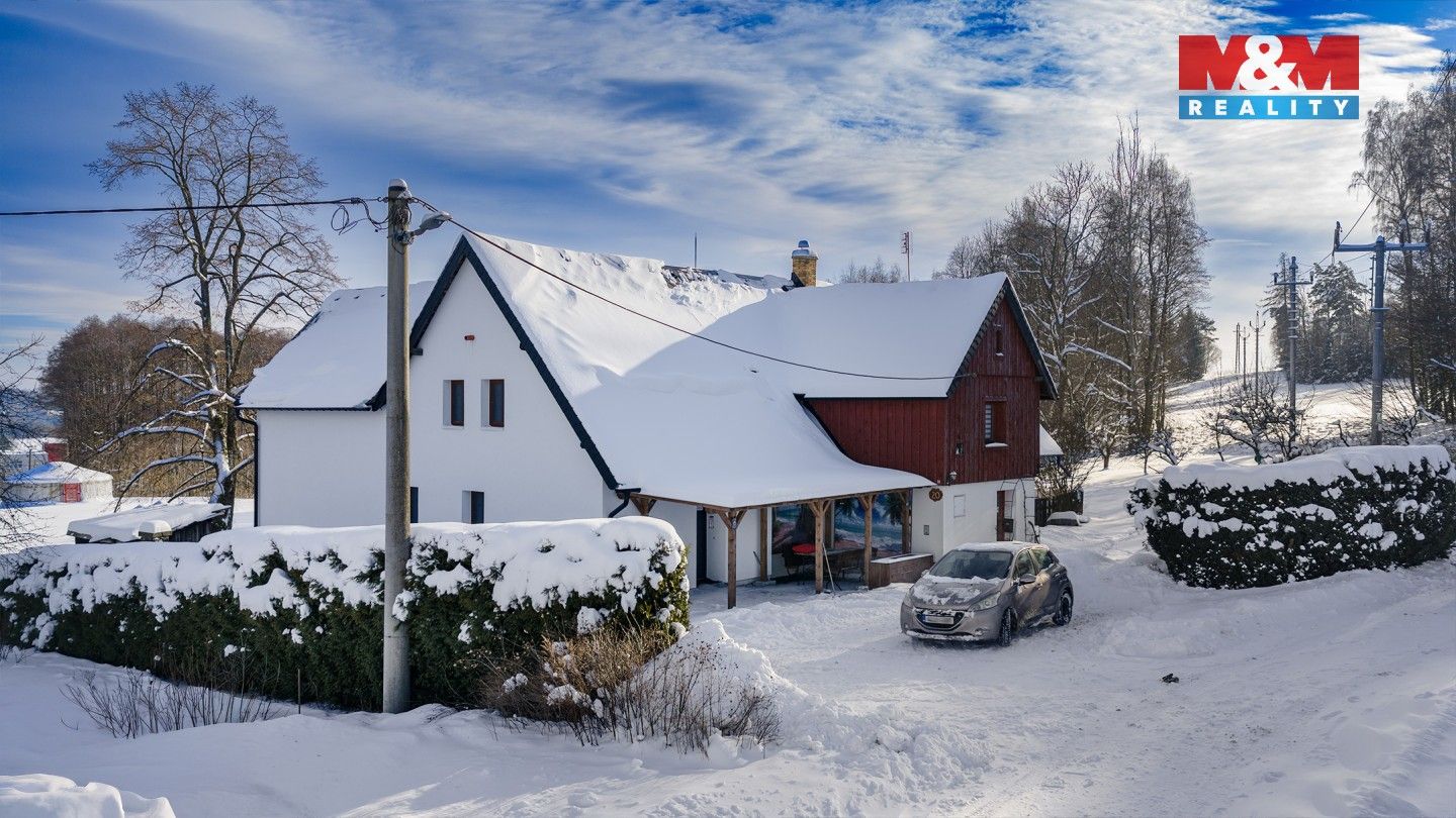 Prodej rodinný dům - Pěnčín, 323 m²