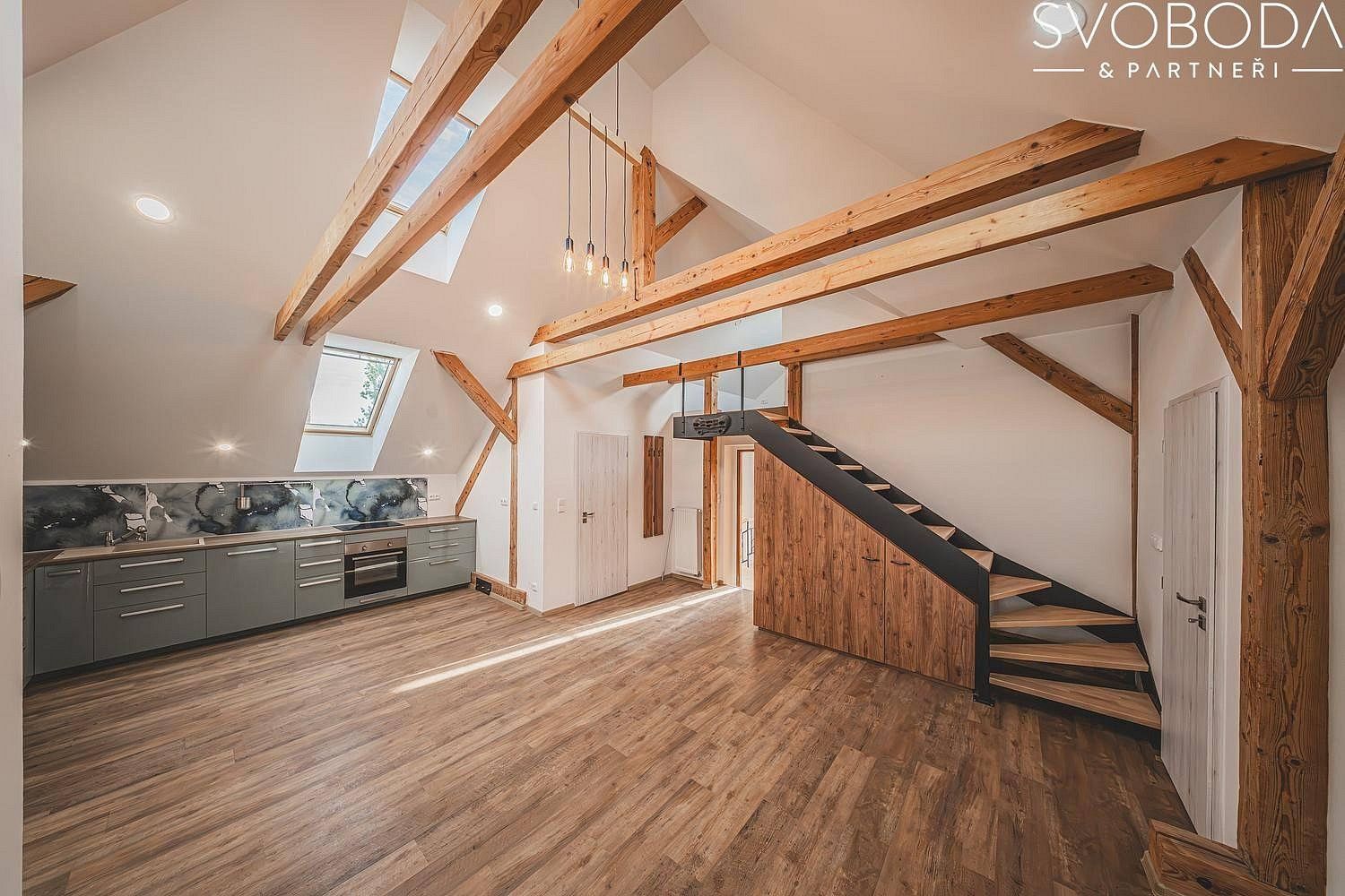 3+kk, Nerudova, Hradec Králové, 94 m² - 1