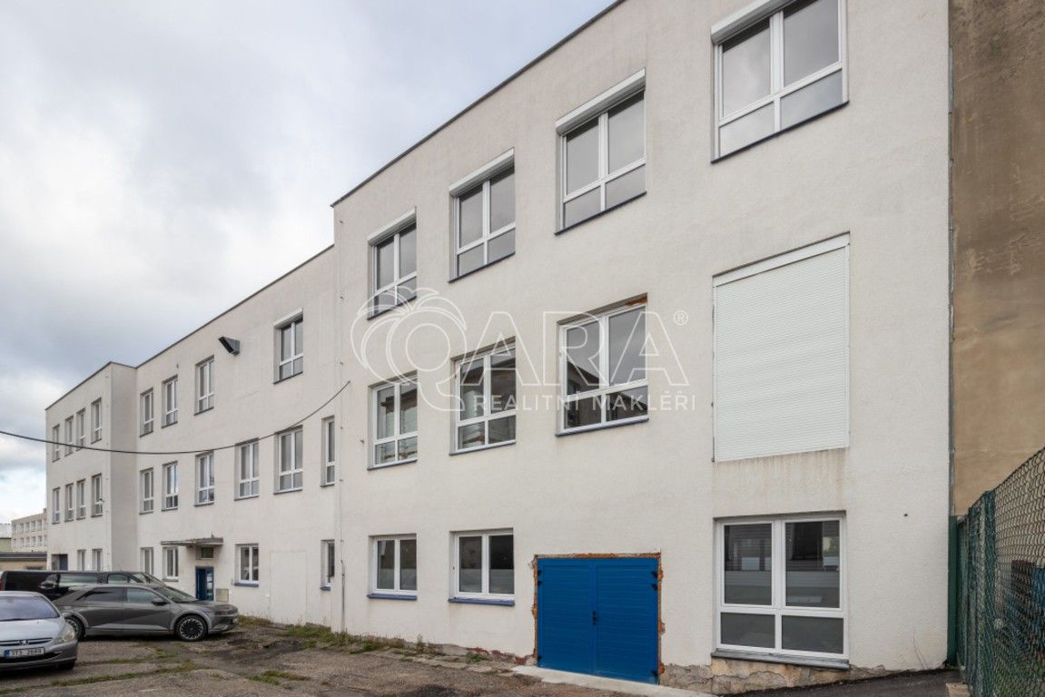 Pronájem sklad - Martinská čtvrť, Frenštát pod Radhoštěm, 482 m²