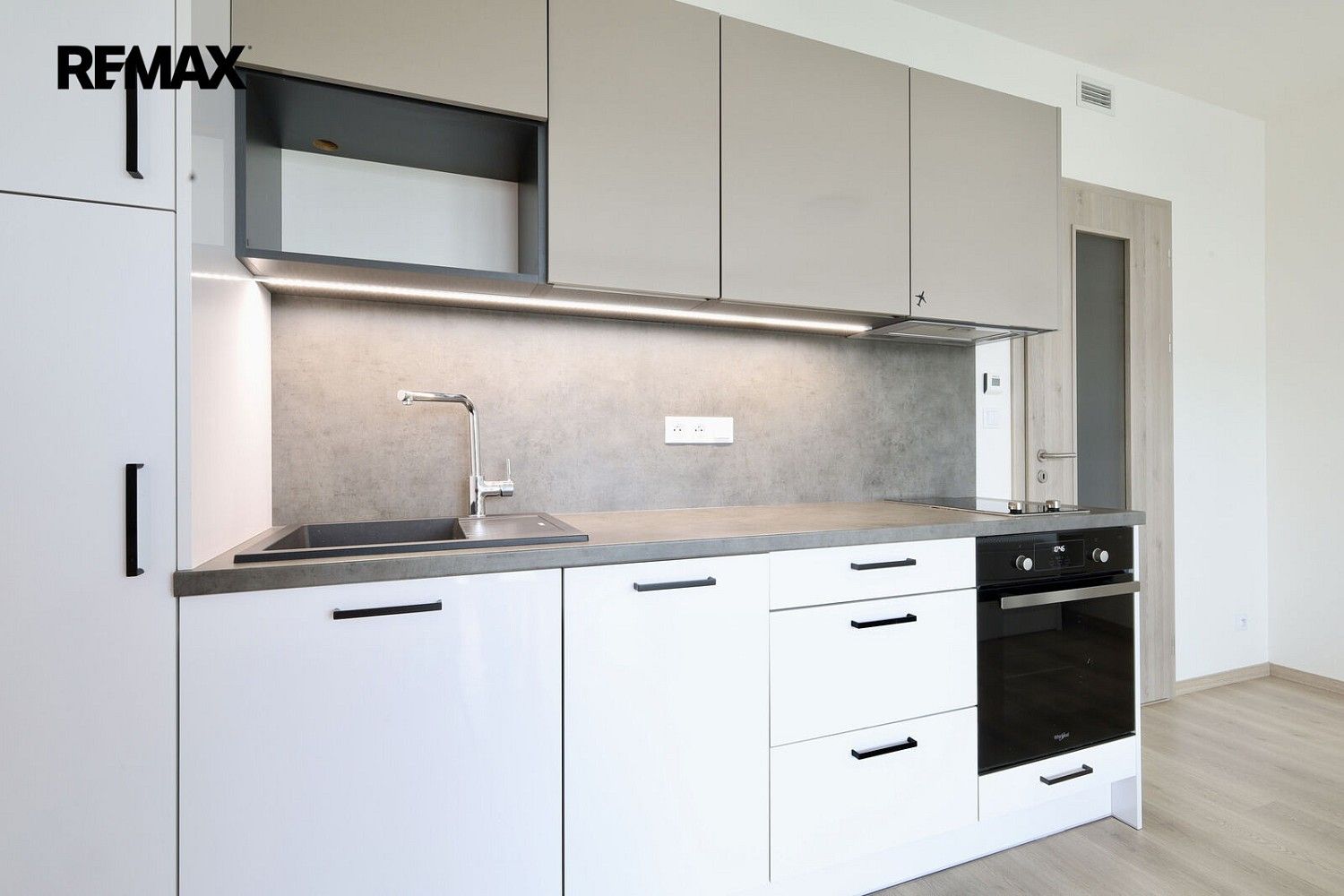 Byt 1+kk · 31 m² · U Radosti, Praha 5 - Třebonice - 4