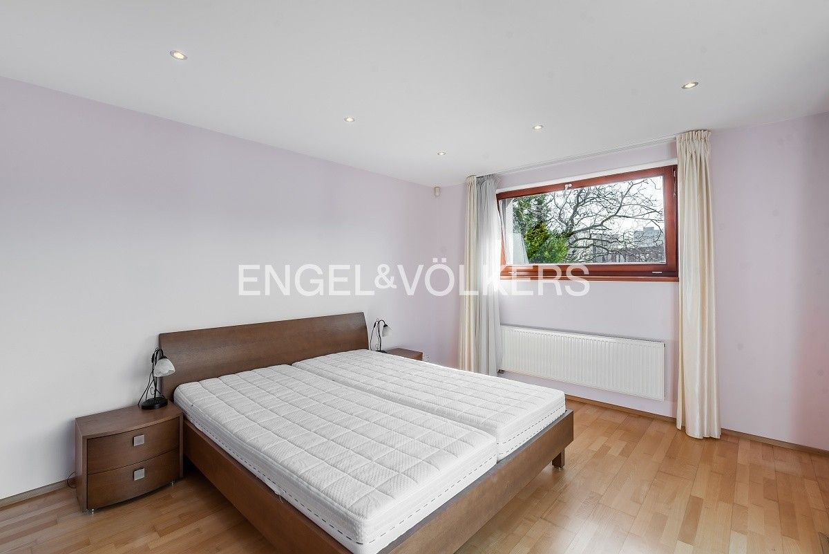 Byt 3+kk · 86 m² · Na dolnici, Praha - 4