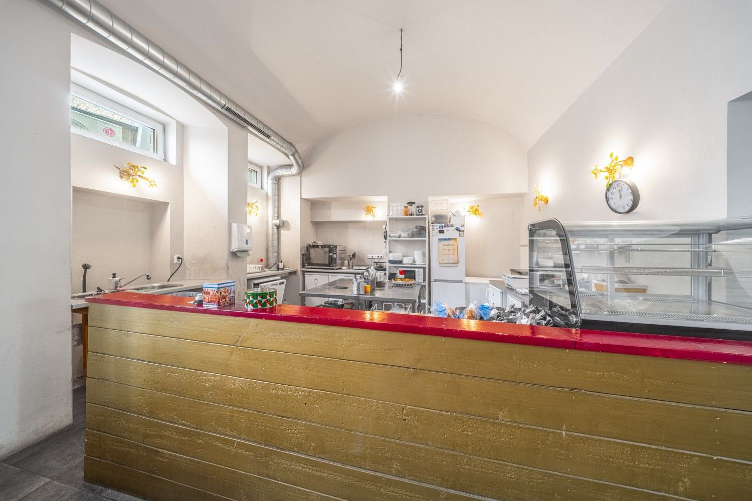 Pronájem obchodní prostory - Praha - Nové Město, okres Praha 1, Hlavní město Praha, 260 m² - 5