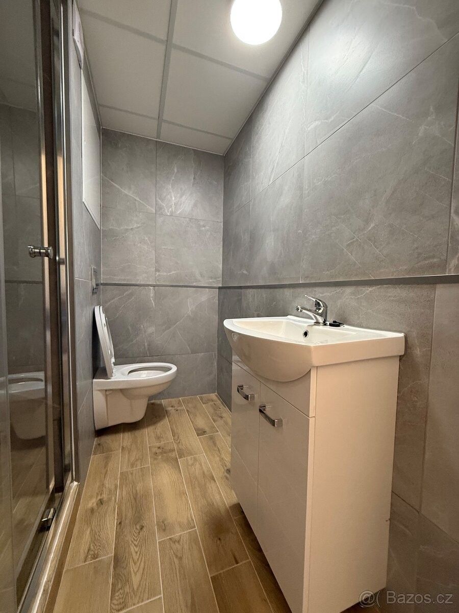 Byty, Chomutov, 430 04