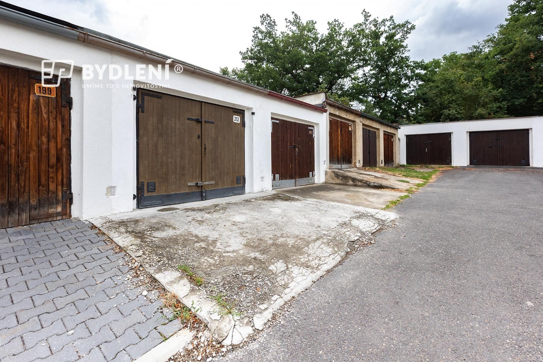 Garáže, Krupka, 21 m² - 2