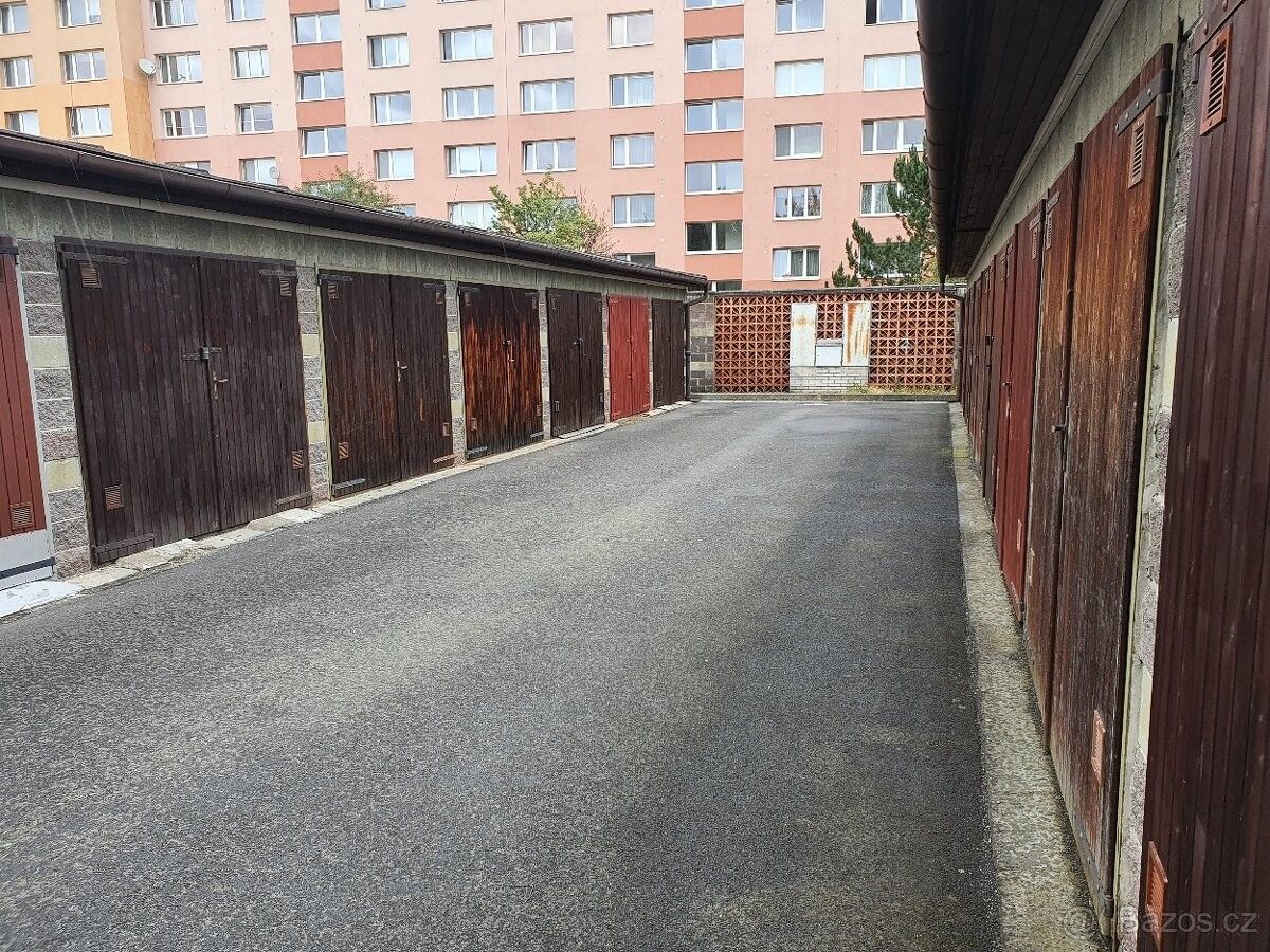 Garáže, Olomouc, 779 00