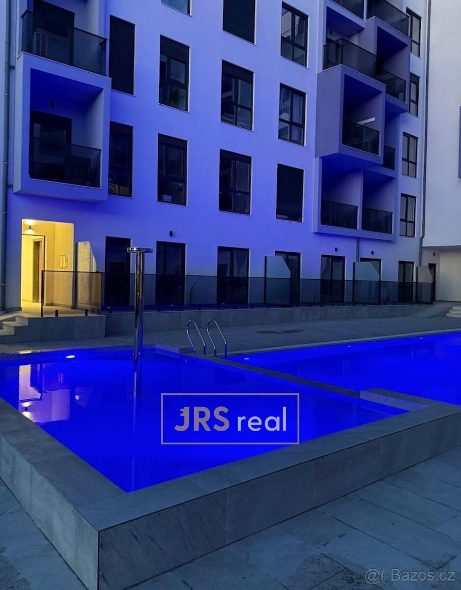 Byty, 987 66, Zahraničí