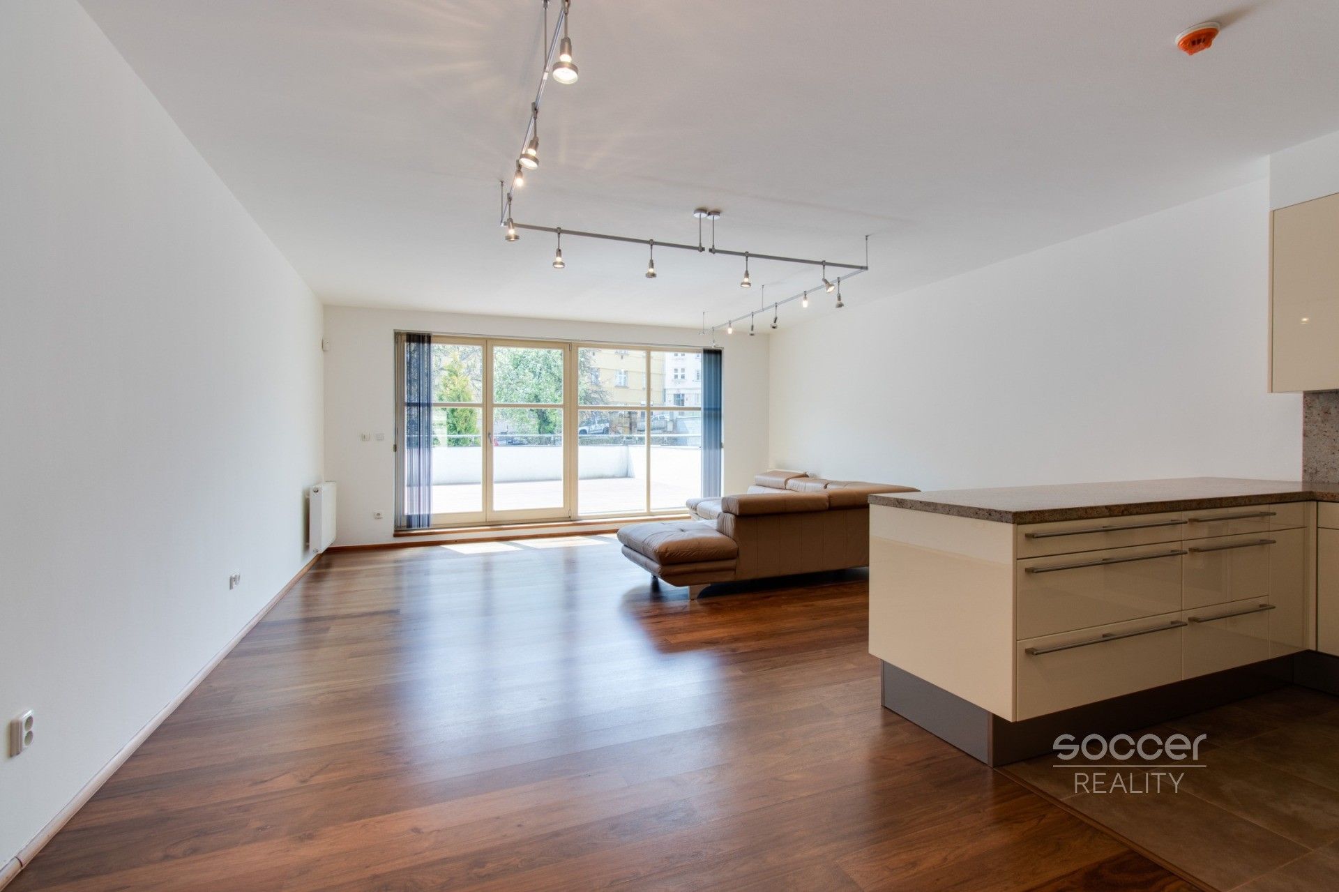 4+kk, Šlikova, Praha, 156 m²