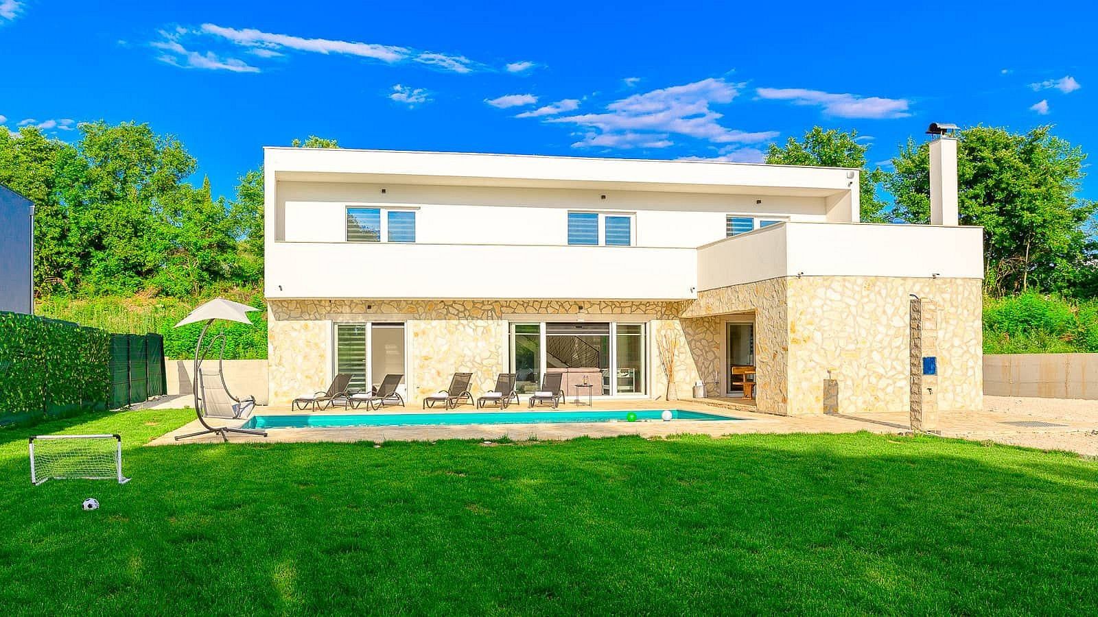 Prodej rodinný dům - Svetvinčenat, HR, 243 m² - 2