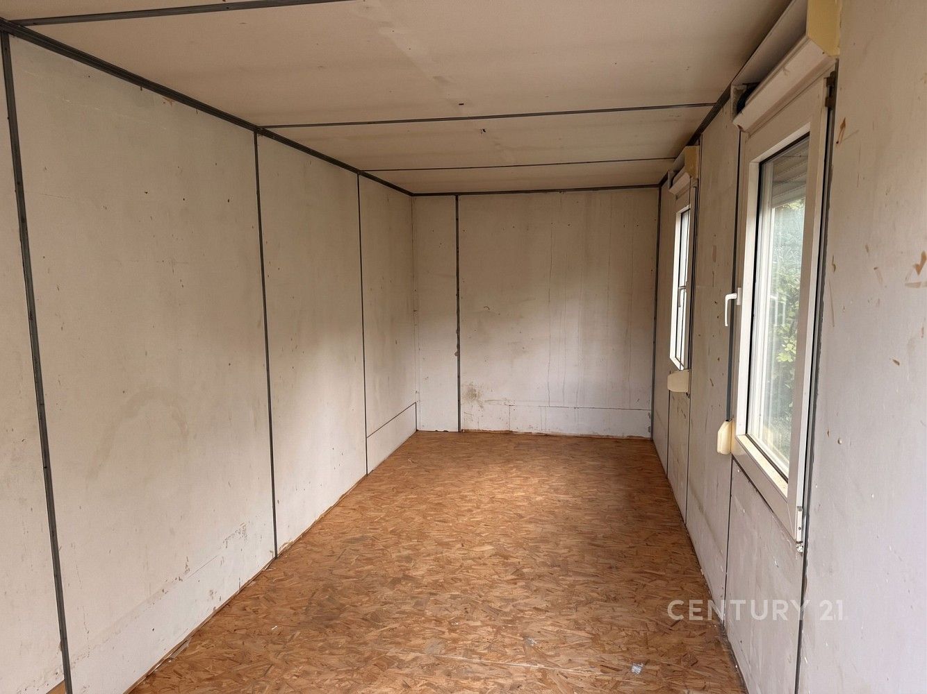 Sklad · 552 m² · Bezinková, Praha 8 - Březiněves - 4