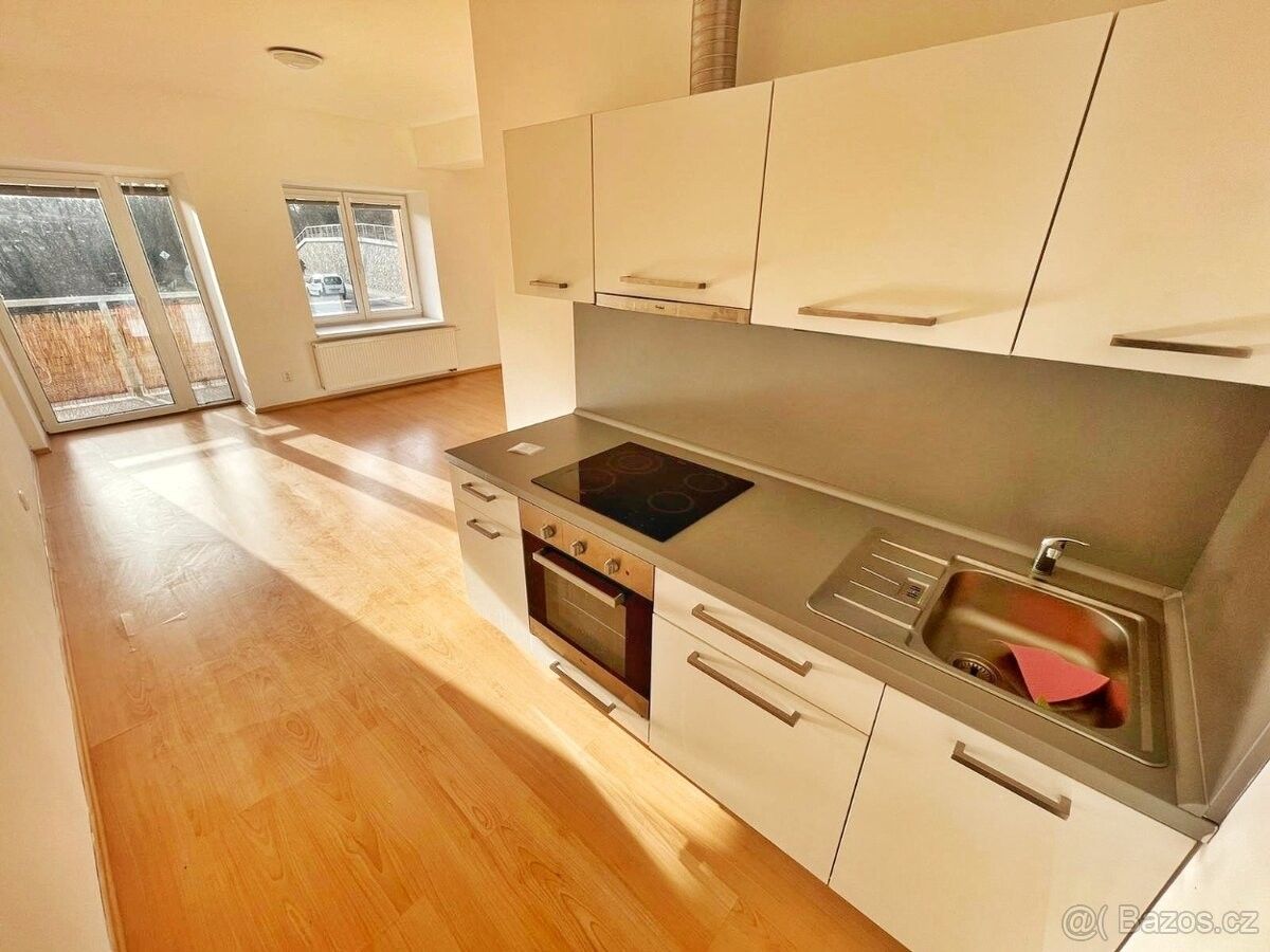 Pronájem byt - Třebíč, 674 01