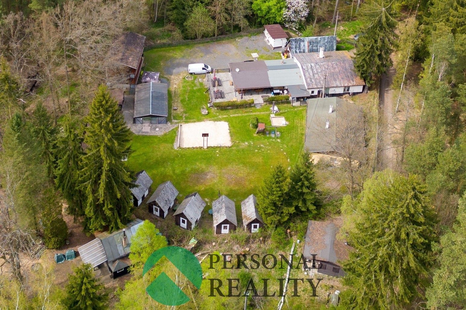 Ubytovací zařízení, Mezirolí, Nová Role, 533 m²