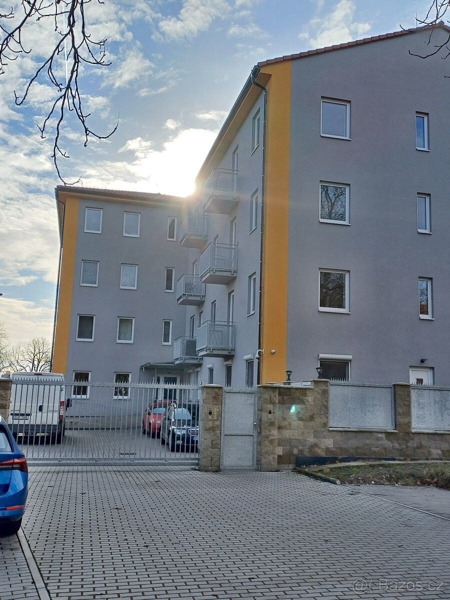 Byty, Městec Králové, 289 03 - 1