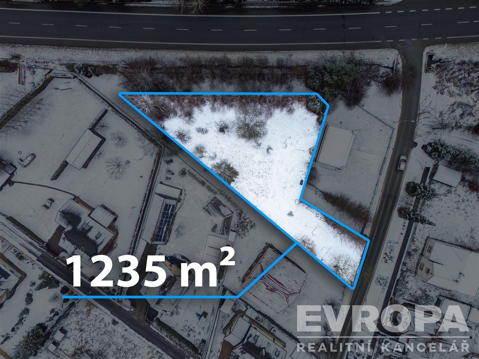 Komerční pozemek, 1 235 m²