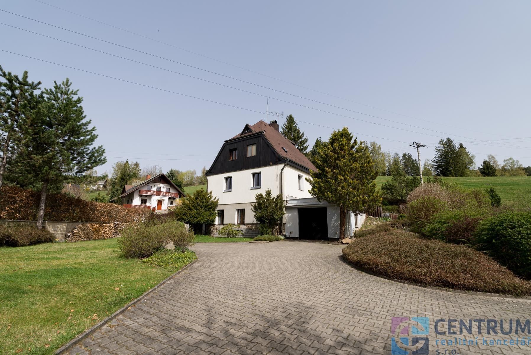 Rodinné domy, Lučany nad Nisou, 287 m²