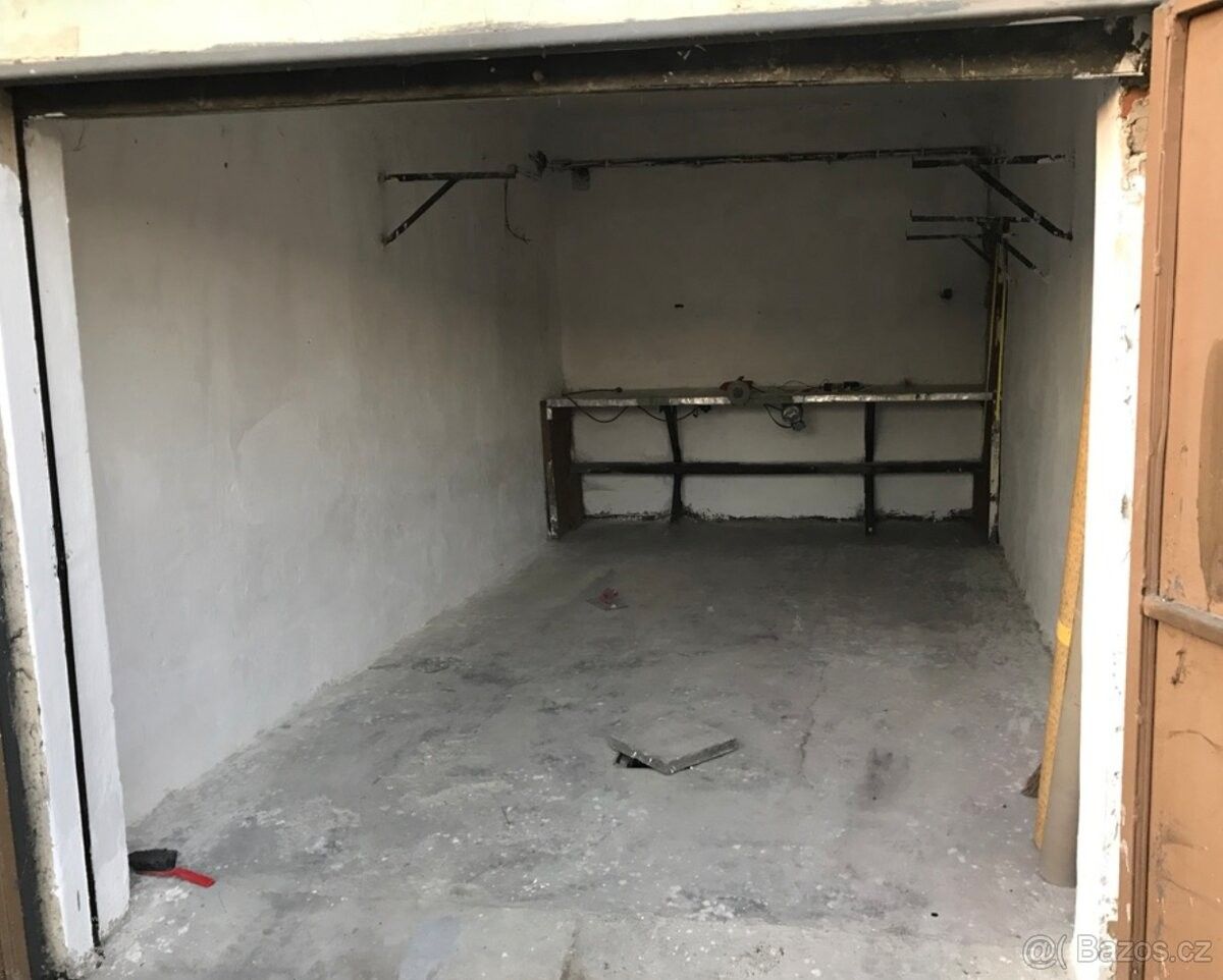 Pronájem garáž - Ostrava, 708 00