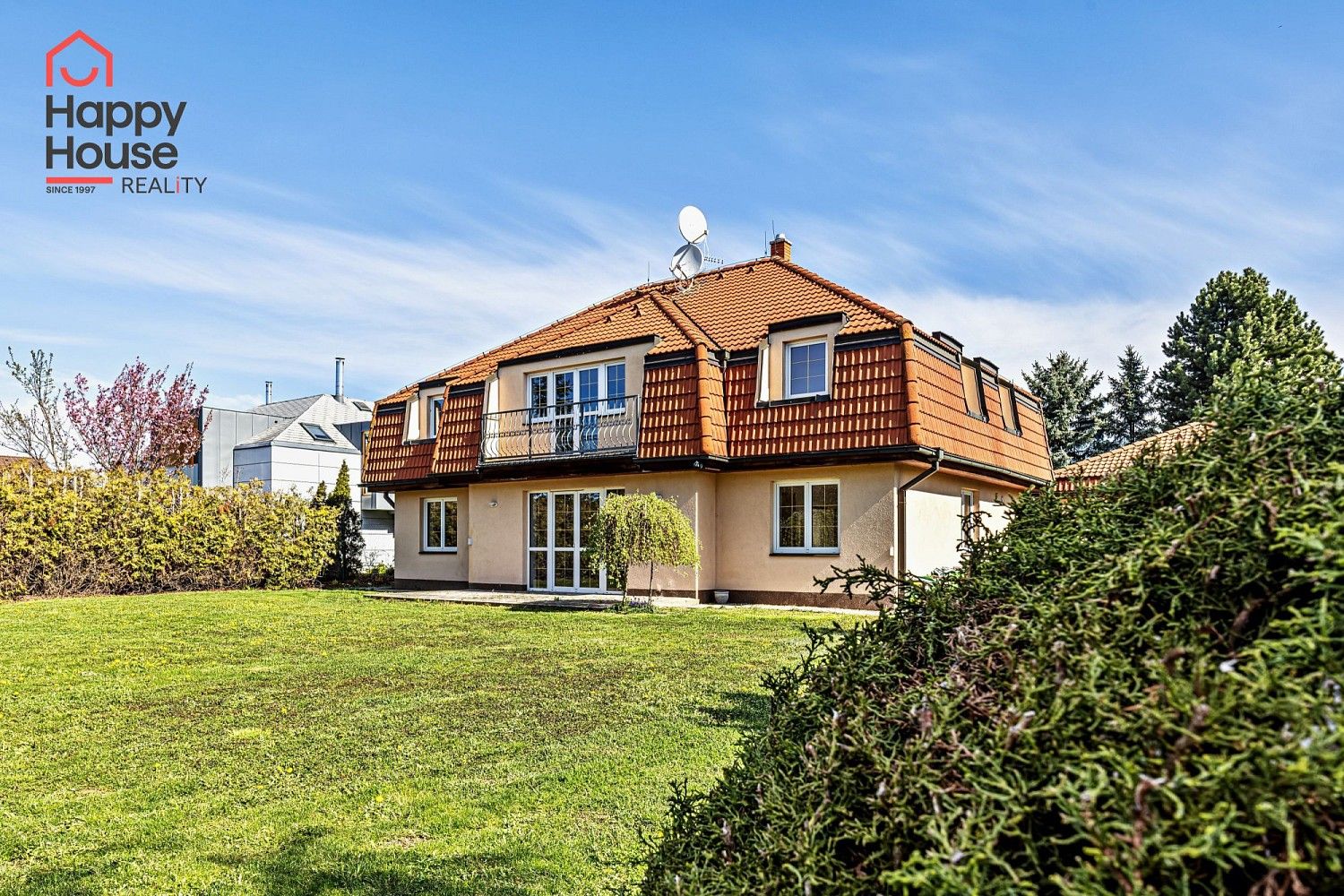 Rodinné domy, Ořech, okres Praha-západ, Středočeský kraj, 287 m² - 1