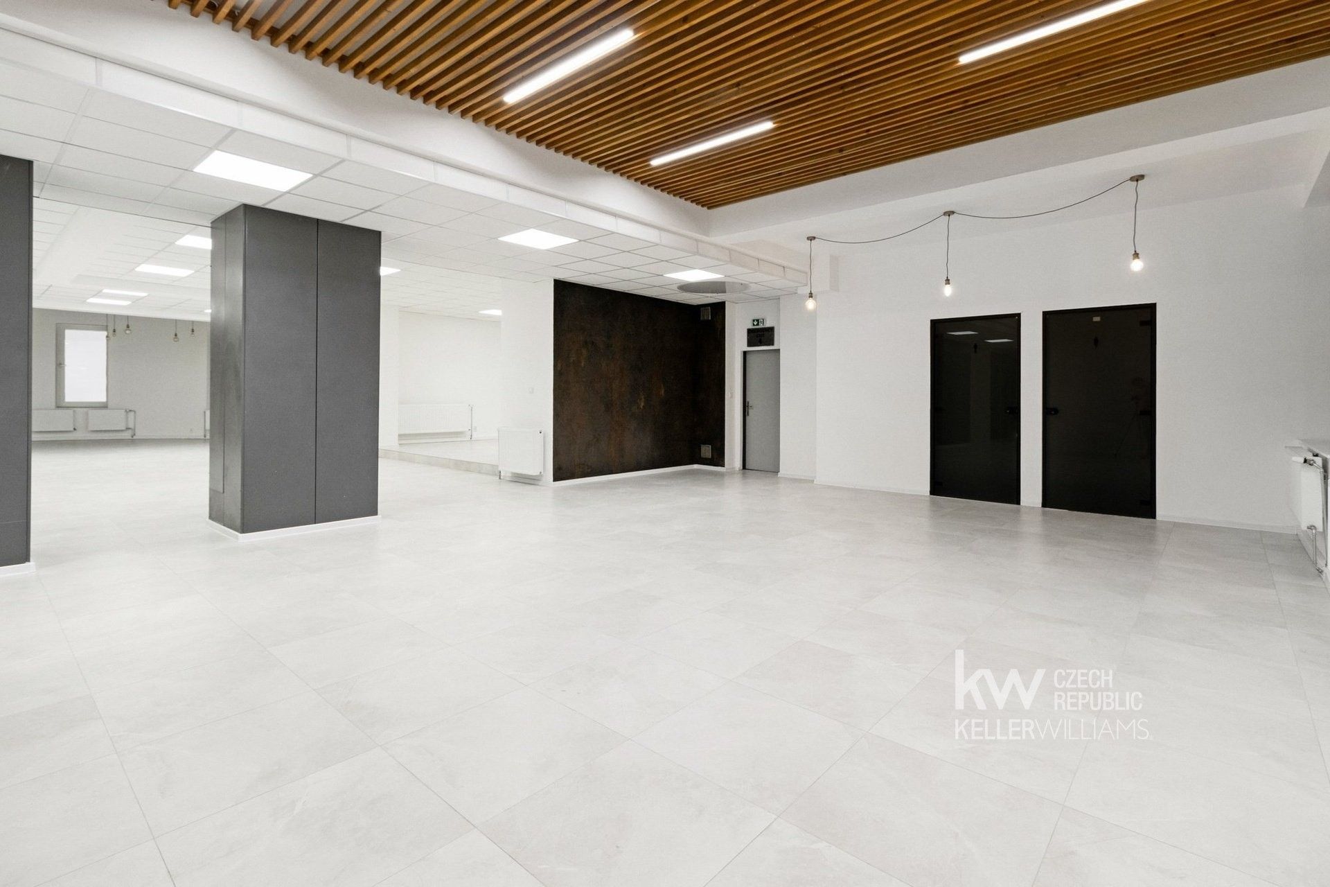 Pronájem komerční - Berlínská 2913, Tábor, 1 073 m² - 5