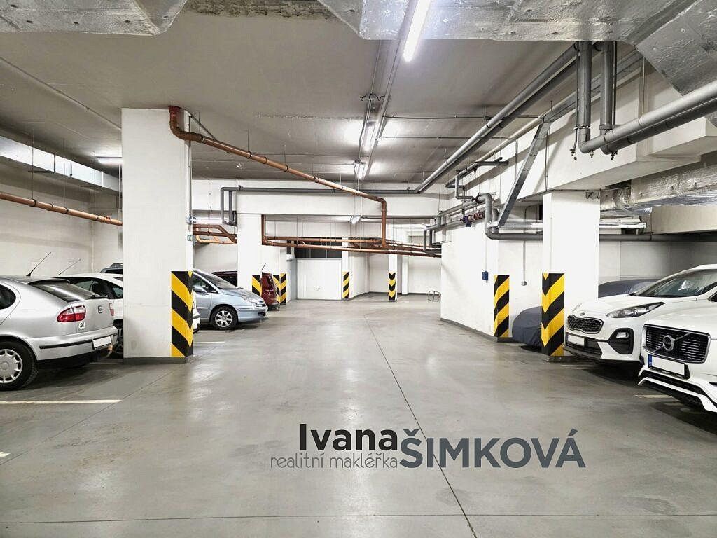 Nemovitost · 12 m² · Praha - Kunratice, okres Praha 4, Hlavní město Praha - 3