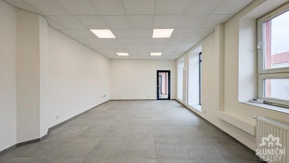 Obchodní prostory · Kunovice, 686 04 - 4