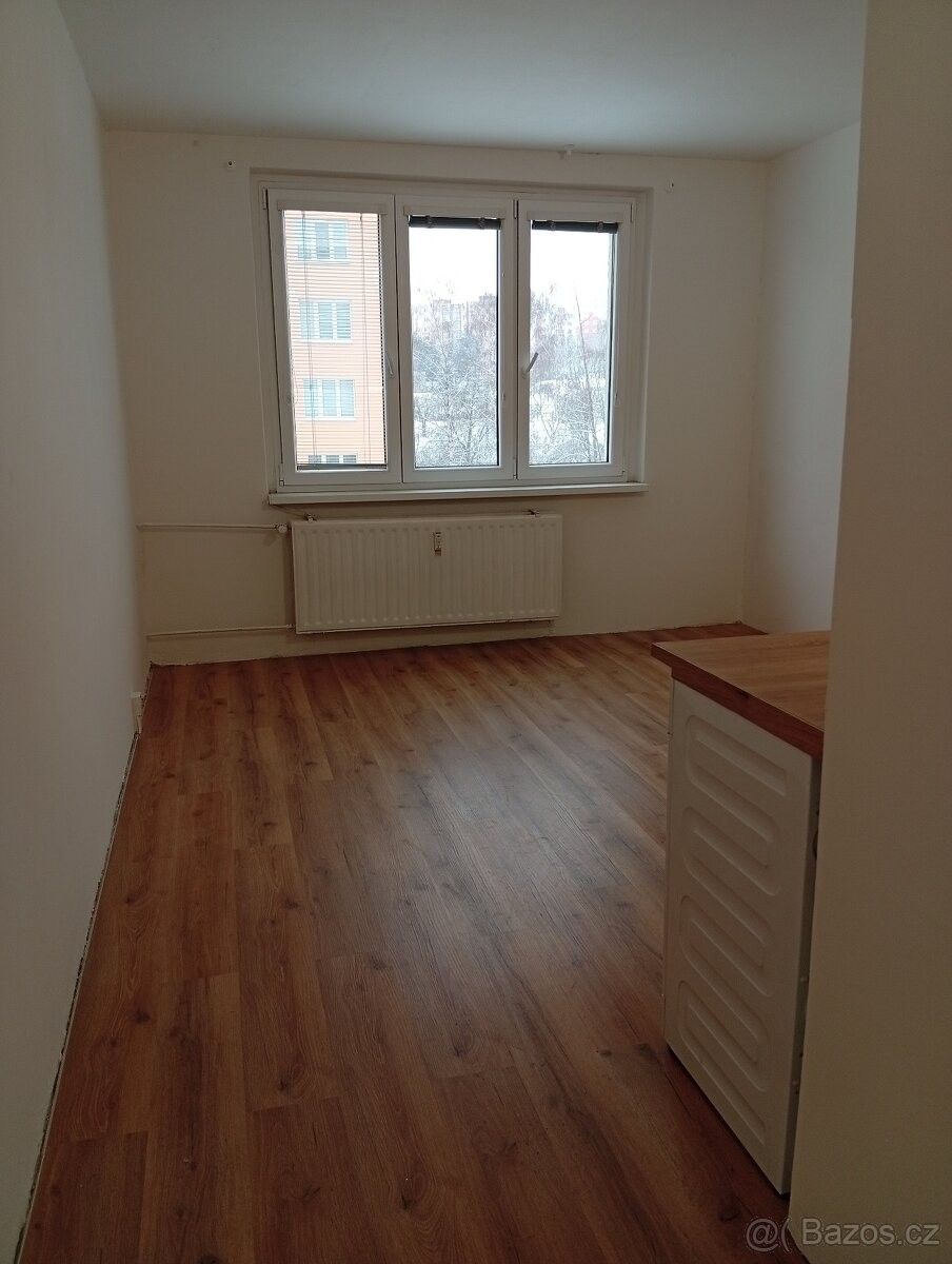 Pronájem byt - Jirkov, 431 11