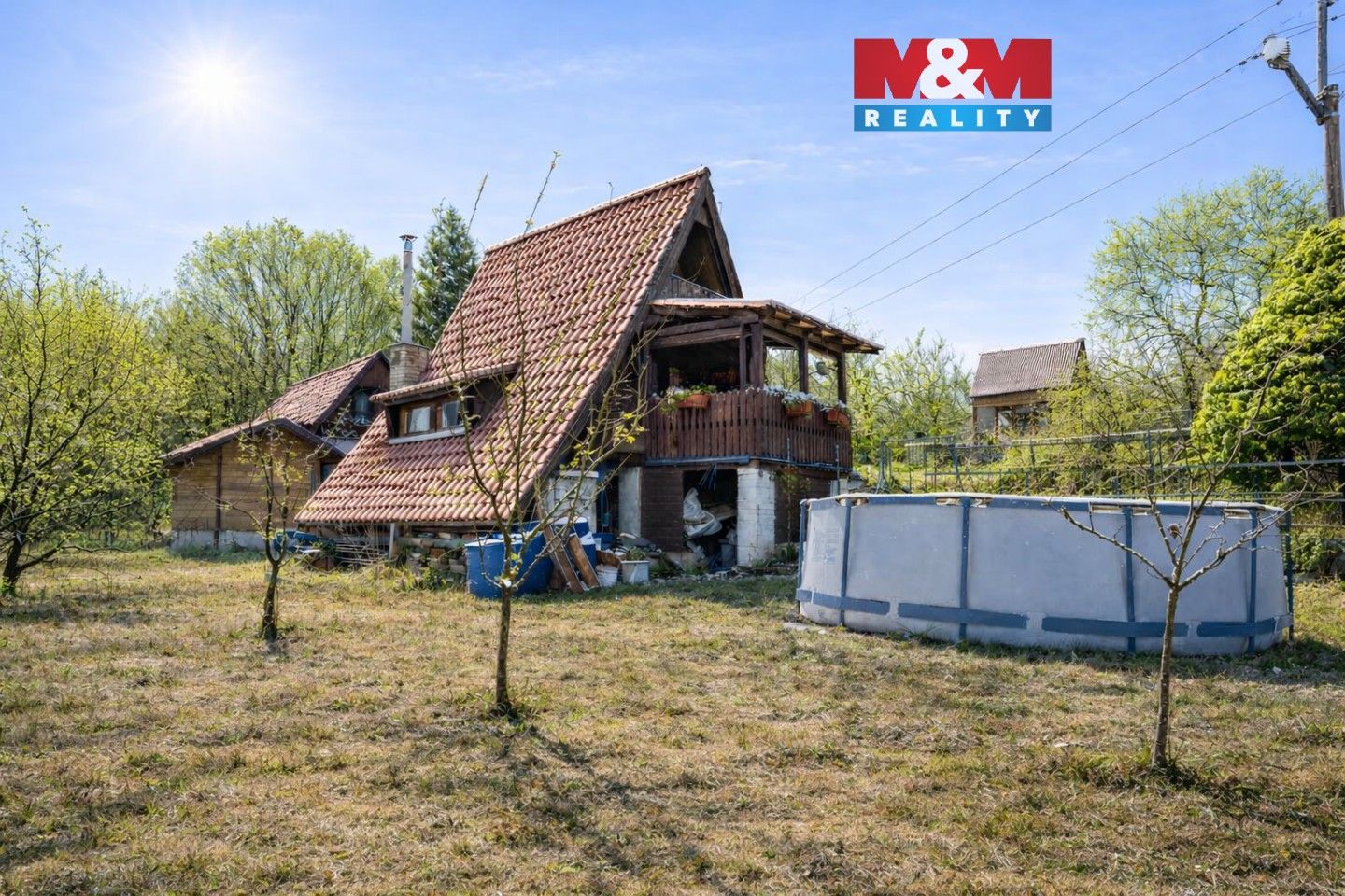 Chaty, Chrby, Červený Kostelec, 34 m²