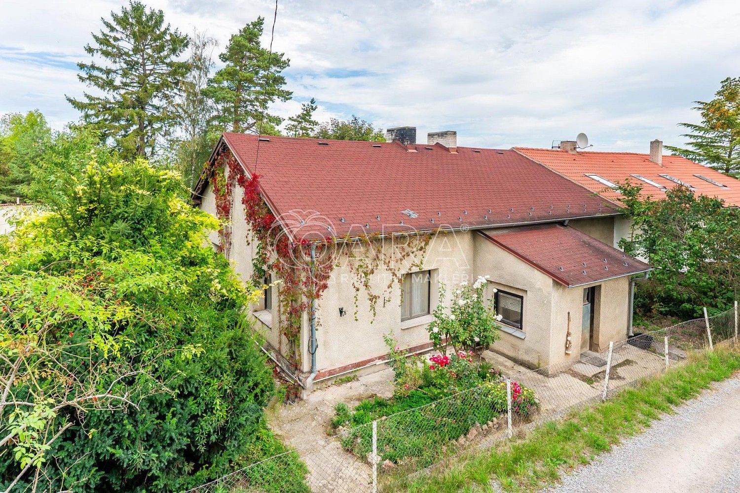 Rodinné domy, Mořina, okres Beroun, 126 m² - 1