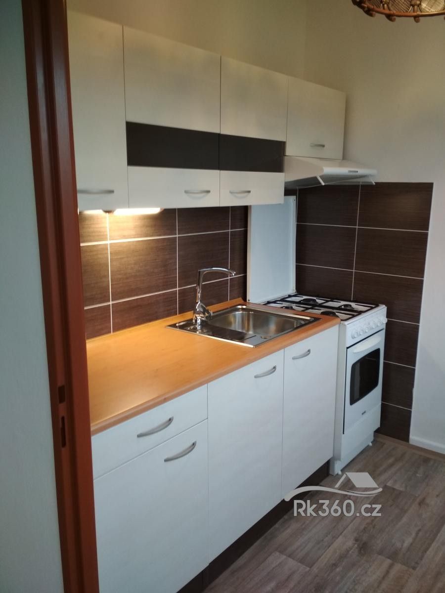 1+1, Bezručova, Frýdek-Místek, 28 m²