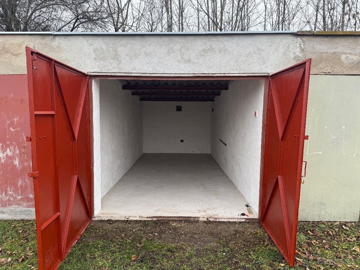 Garáže, Milovice nad Labem, 289 24