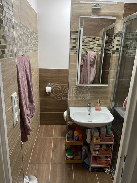 Pronájem byt 1+kk - Ševcovská  , Zlín, 26 m² - 5