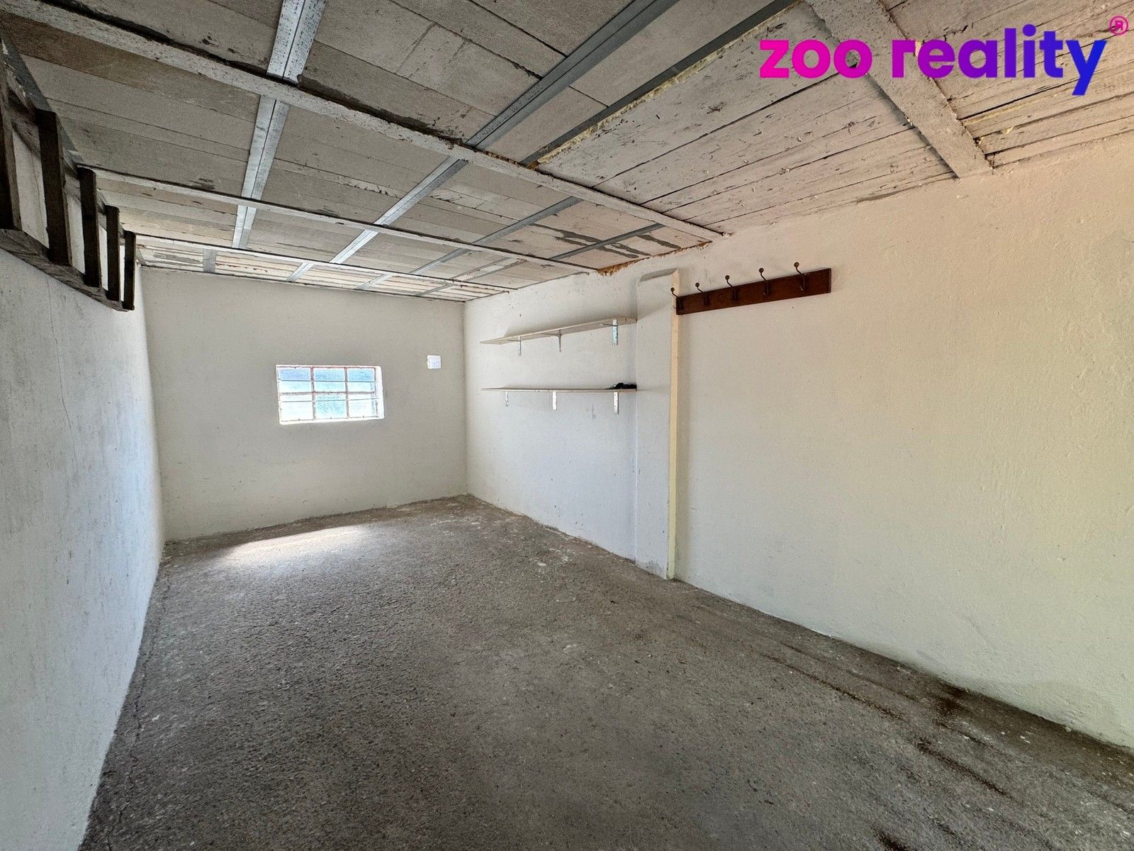 Pronájem garáž - V Alejích, Chomutov, 19 m²