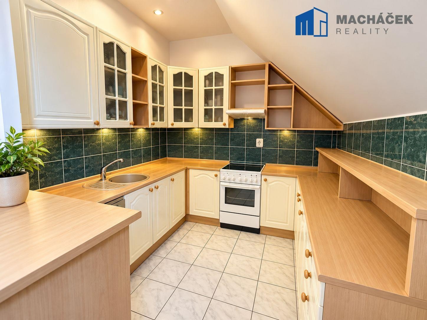 Byt 3+kk · 132 m² · Lípová, Teplice - 3
